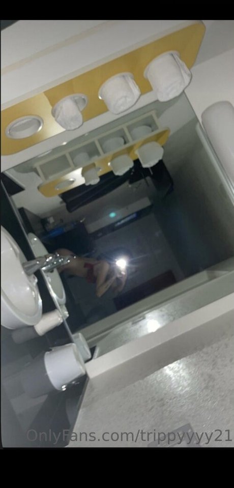 trippyyyy21 star top pic