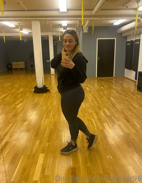 monicar96 pornstar top img
