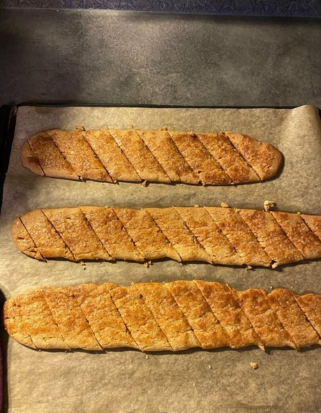 monicar96 art model img