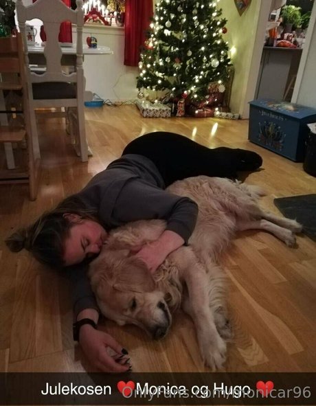 monicar96 naked model images