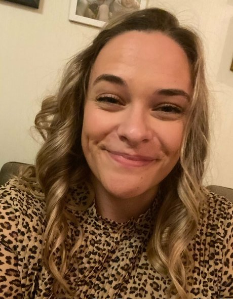 monicar96 nude model gallery