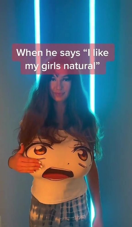 Estallia art actress photos