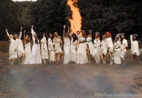 persephone27x model hot img