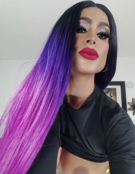 Johay Max model perfect photos