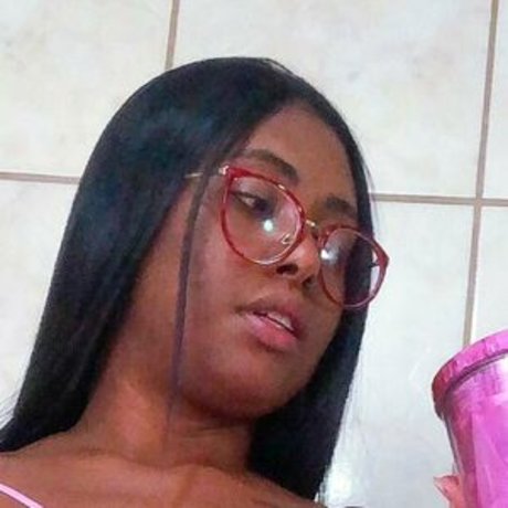 Danielle Franciscone exclusive star pics