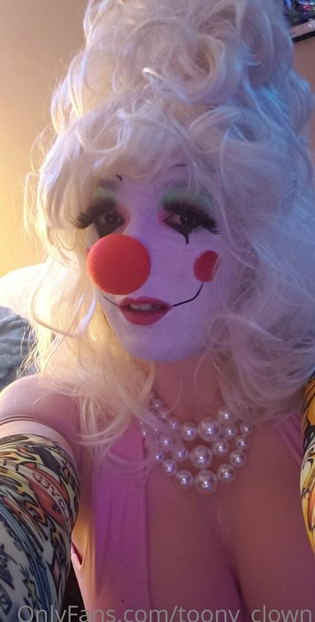 toony clown star best photos