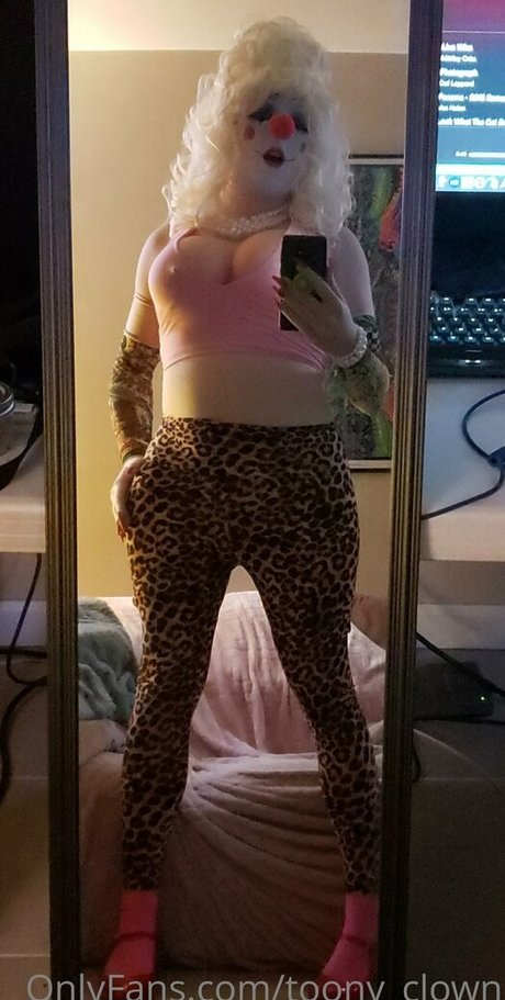 toony clown pornstar free pic