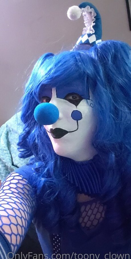 toony clown star hot pics