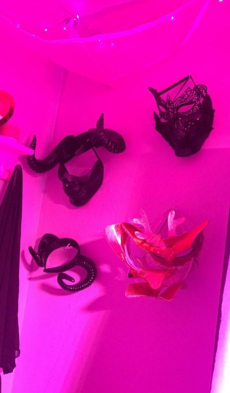 xmercyelagofree hd actress picture