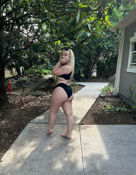 itsbabieh model sexy pics