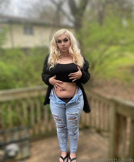 itsbabieh model pornographic photo