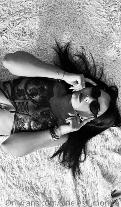 sineless monica star sexy pics