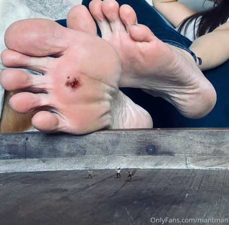 mantman nude actress photo