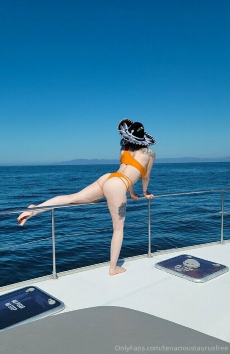 tenacioustaurusfree model exclusive photo