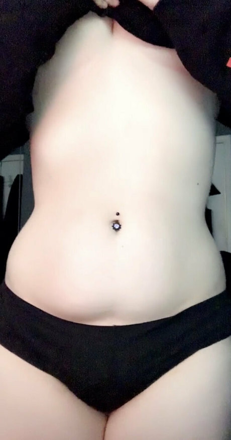 wuvspell model porn picture