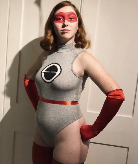 Jeordy Farnell pornographic actress pics