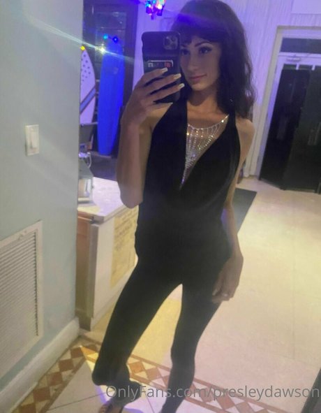 presleydawson nudes model pictures