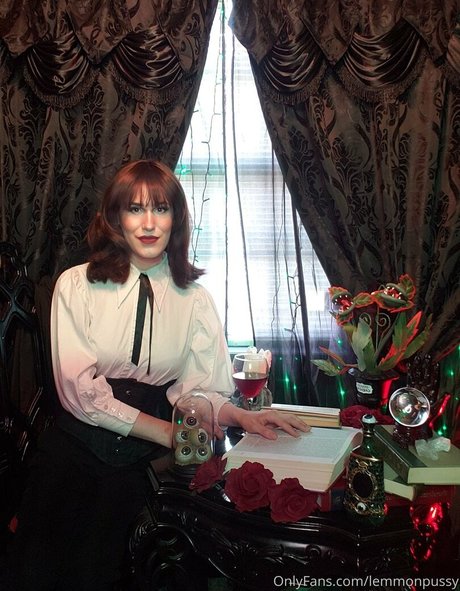 lemmonpussy beautiful star pic