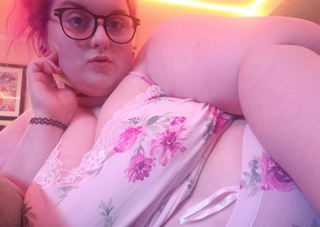 xoautumnhartxo nude pornstar gallery