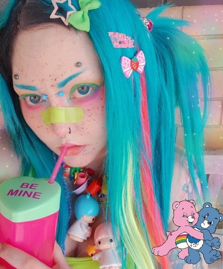 songless high quality pornstar image