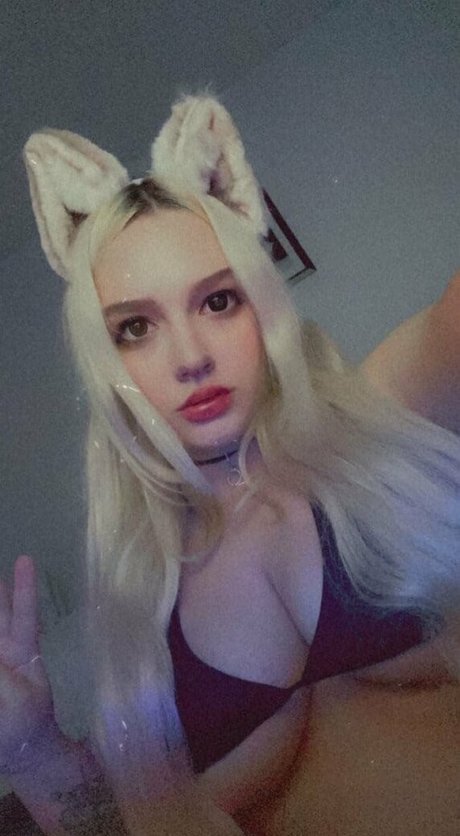 milena pretty hot pornstar gallery