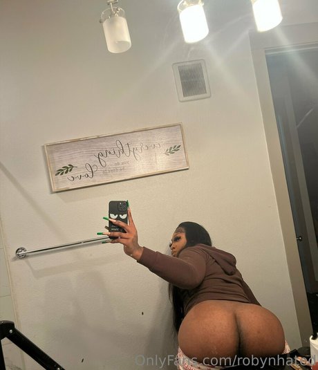 robynhated pornstar exclusive image