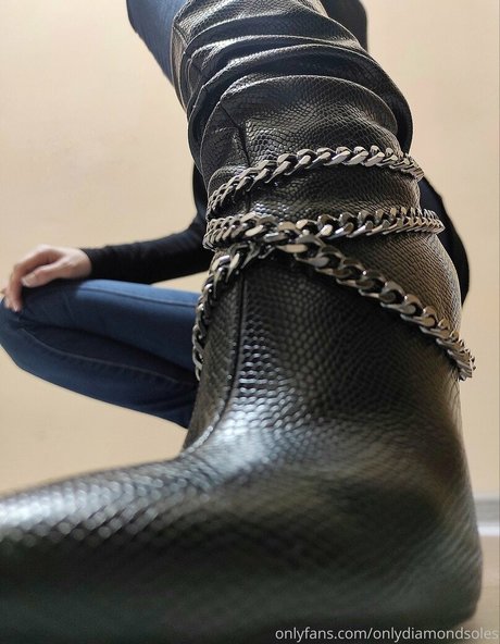 onlydiamondsoles model hot images
