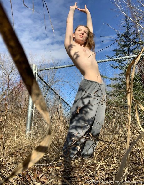 myskyewatson naked star galleries