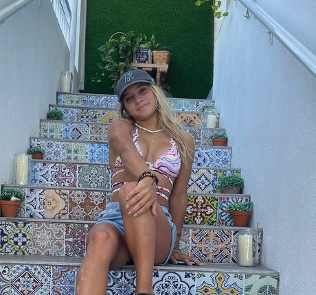 Isabella DuCharme erotic star archive