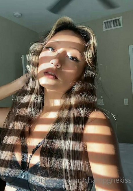 Champgnekisss top star images