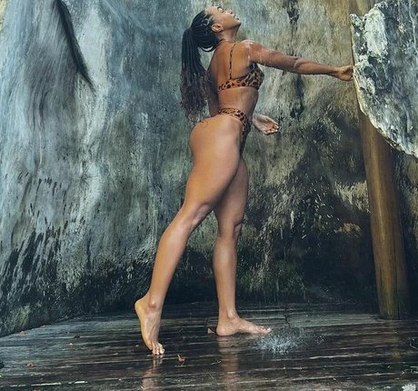 Dandara Mariana hot pornstar archive