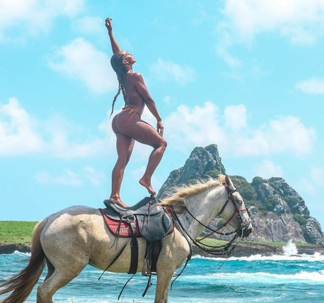 Dandara Mariana pornstar pretty pics