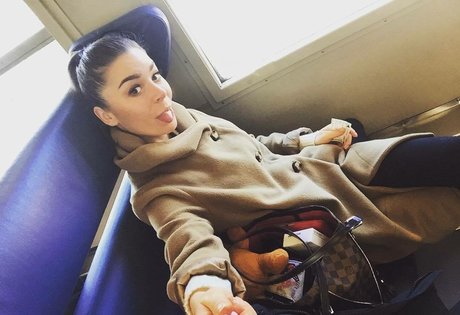 Guerlain pornstar sexy picture