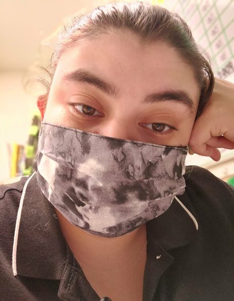 alykrause high quality actress photos