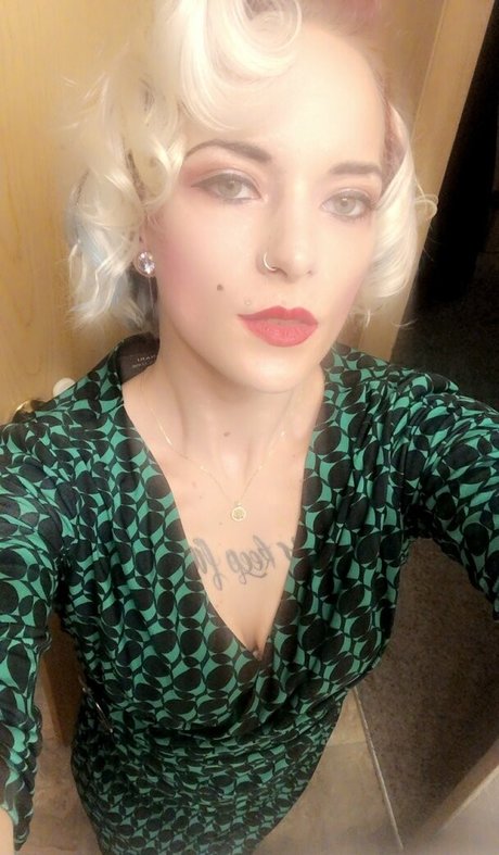 valkyriequeen27 nude star photos