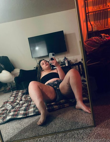 suadelapeitho nudes star images