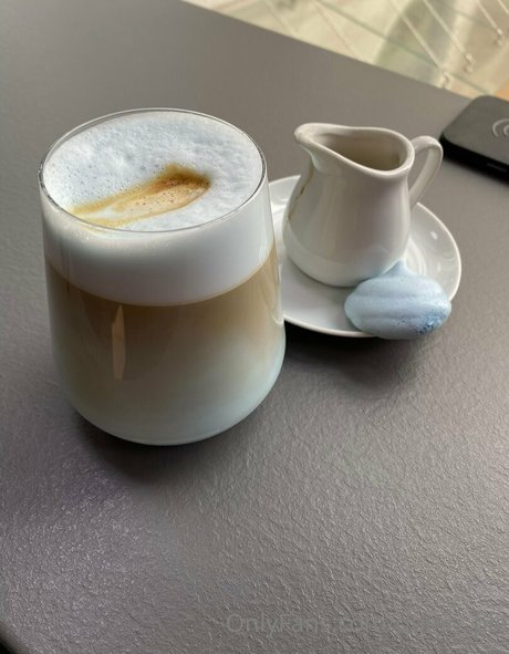 quinn pie model porn archive