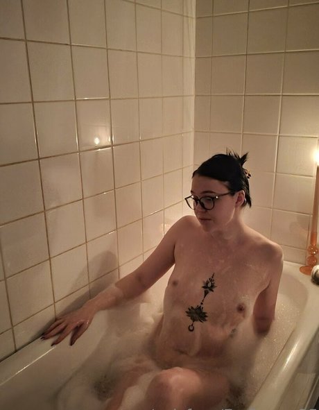 embunnyof Profile pic