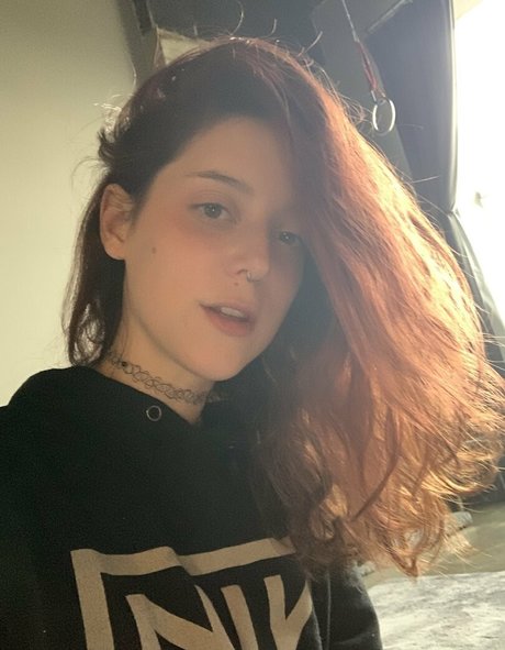 thecamdamage nudes star picture