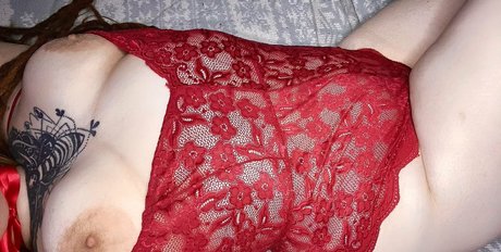 lolly dreadful exclusive actress img