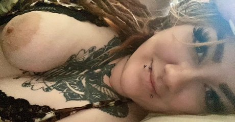 lolly dreadful sexy star picture