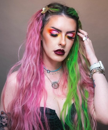 Karen Bachini pornographic actress photo