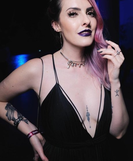 Karen Bachini pornstar hd photos