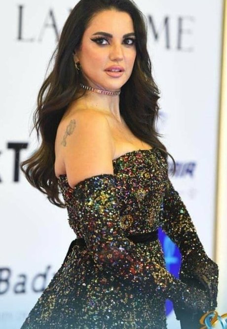 Dorra Zarrouk nice actress pics
