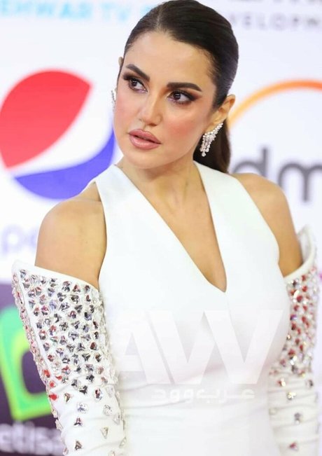 Dorra Zarrouk pornographic model gallery