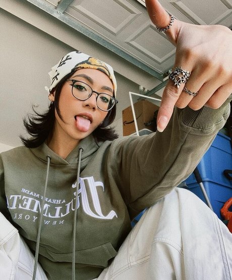 honeebelle xxx star galleries