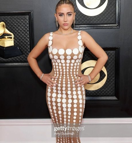 Ava Kolker star xxx images