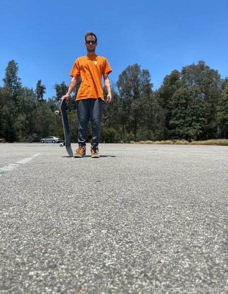 skaterrboi beautiful actress pictures