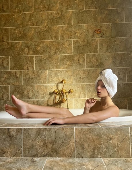 lea renez pornstar nudes archive