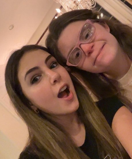 Lexy Kolker nude star pic